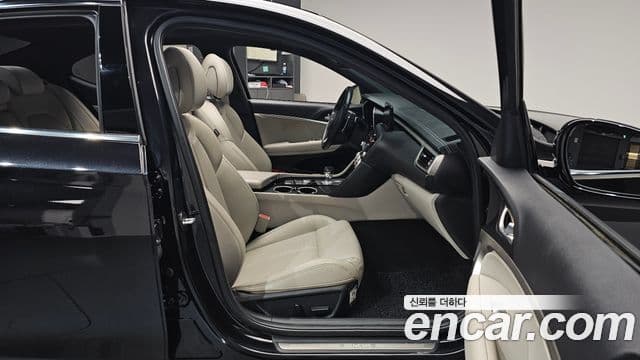 Genesis G70 2021 — Photo 8/34