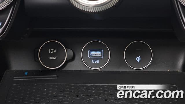 Genesis G70 2021 — Photo 28/34