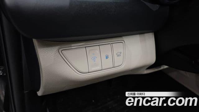 Genesis G70 2021 — Photo 17/34