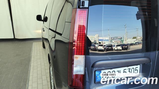 Hyundai Staria 2022 — Şəkil 23/33
