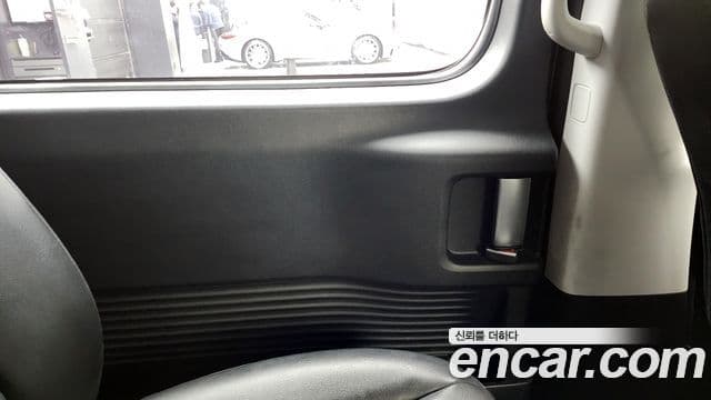 Hyundai Staria 2022 — Şəkil 21/33