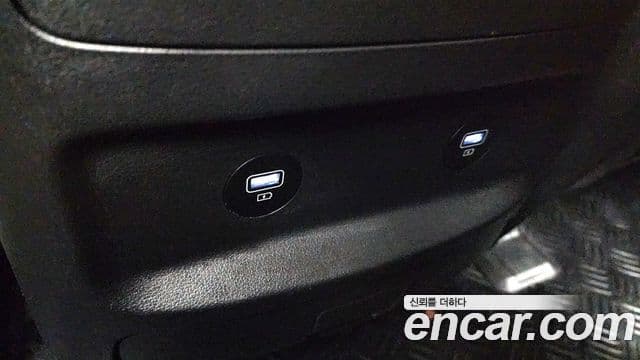 Hyundai Staria 2022 — Şəkil 22/33