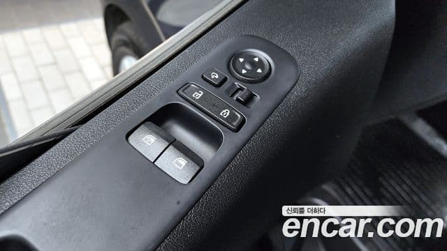 Hyundai Staria 2022 — Şəkil 27/33