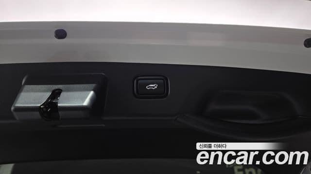 Kia Niro 2025 — Şəkil 20/20
