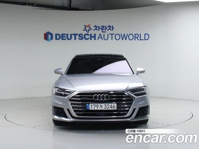 Audi A8 2021 — ფოტო 1/19