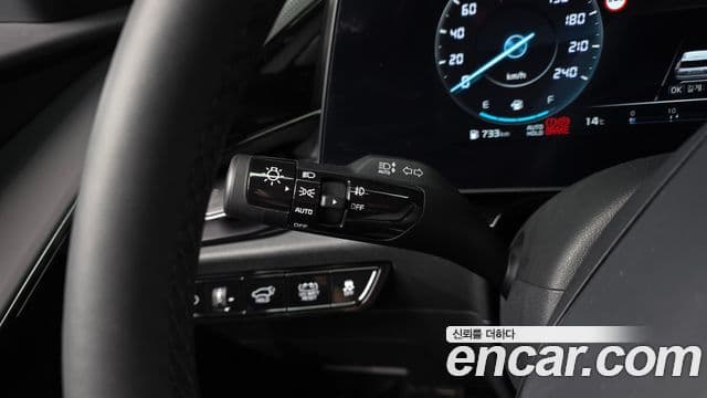 Kia Niro 2025 — Photo 8/34