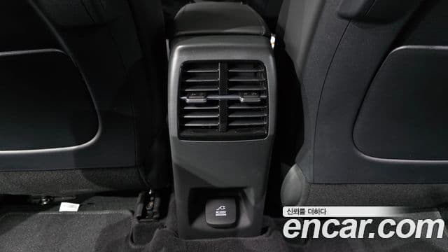 Kia Niro 2025 — Photo 14/34