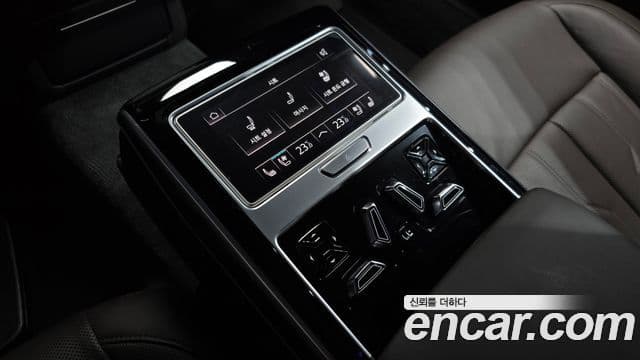 Audi A8 2020 — ფოტო 20/20