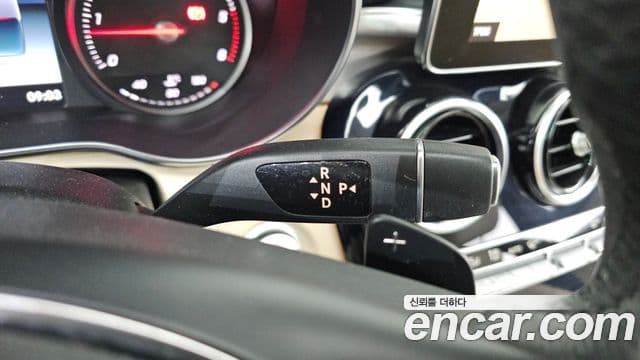 Mercedes-Benz C-Class 2018 — Şəkil 6/20