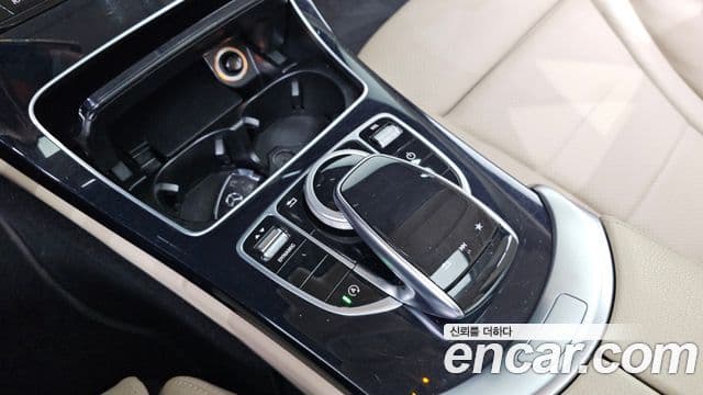 Mercedes-Benz C-Class 2018 — Şəkil 20/20