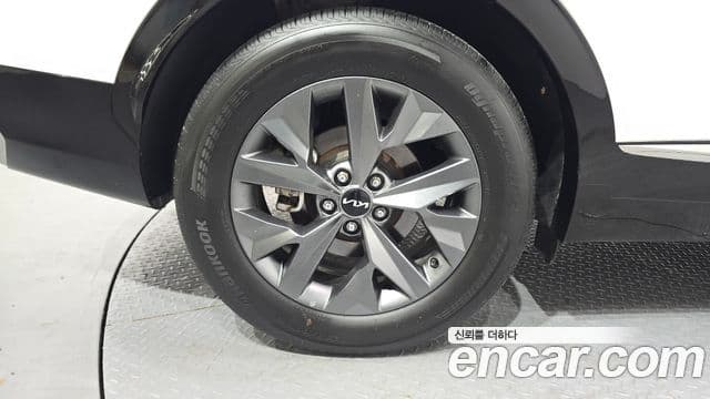 Kia Sportage 2023 — Şəkil 5/20