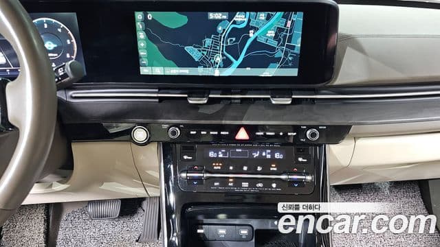 Kia Carnival 2021 — Şəkil 13/20