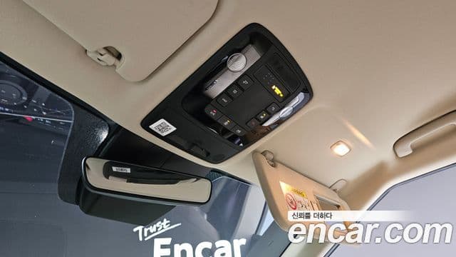 Kia Carnival 2021 — Şəkil 16/20