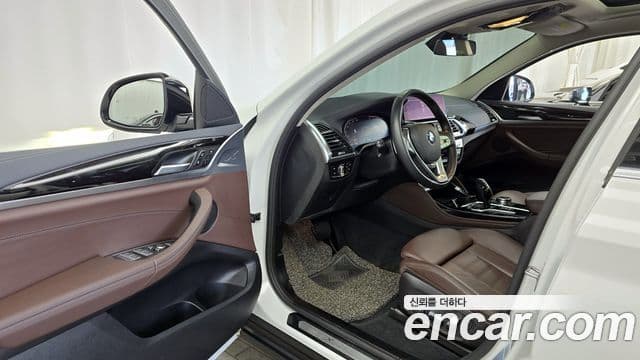 BMW X4 2020 — Фото 10/20