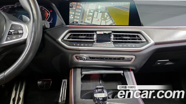 BMW X5 2022 — ფოტო 14/20