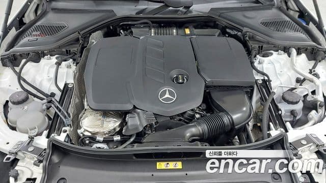 Mercedes-Benz E-Class 2024 — ფოტო 5/17