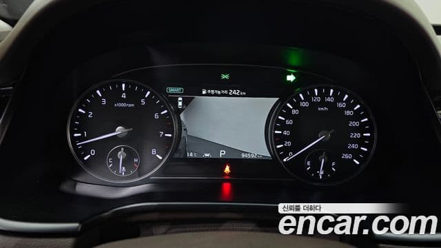 Kia The K9 2019 — ფოტო 8/20