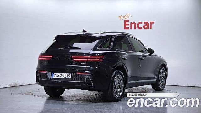 Genesis GV70 2021 — ფოტო 2/20