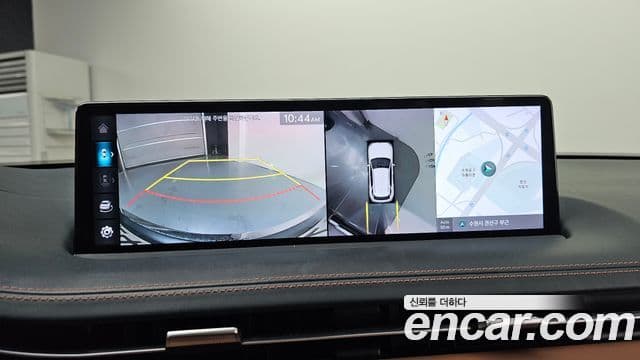 Genesis GV70 2021 — ფოტო 15/20