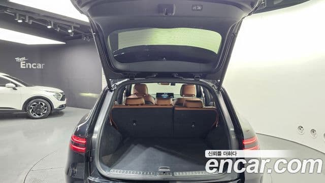 Genesis GV70 2021 — ფოტო 20/20