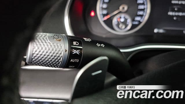 Genesis GV80 2020 — Photo 13/33