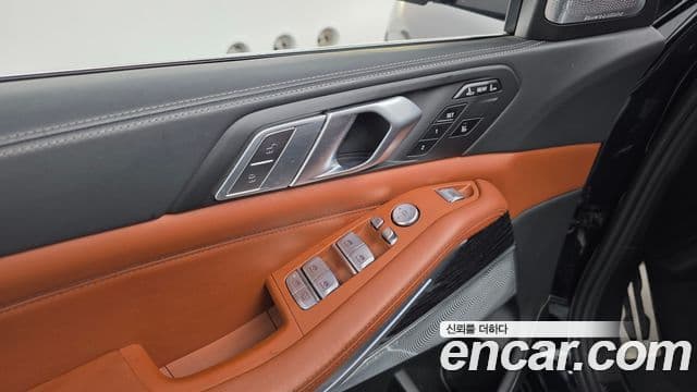 BMW X7 2021 — Photo 36/36