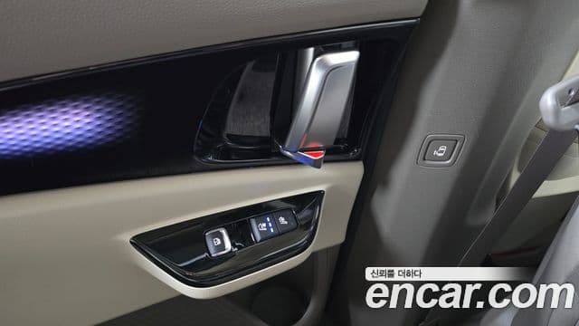 Kia Carnival 2022 — Şəkil 19/20