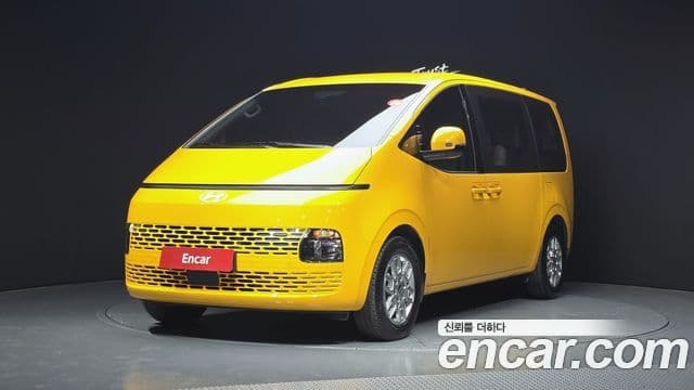 Hyundai Staria 2024 — Photo 22/27