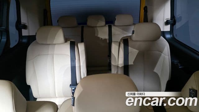 Hyundai Staria 2024 — Photo 16/27