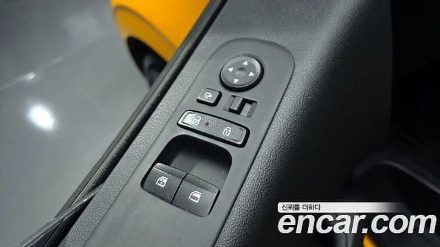 Hyundai Staria 2024 — Photo 21/27