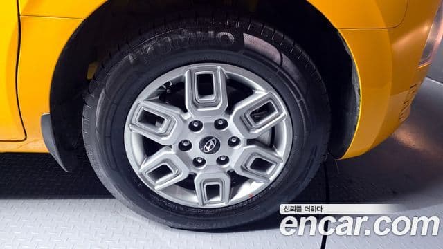Hyundai Staria 2024 — Photo 10/27