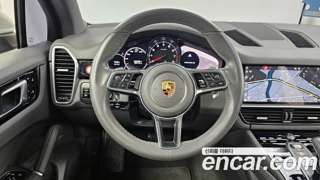 Porsche Cayenne 2019 — Фото 13/20