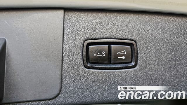 Porsche Cayenne 2019 — Photo 22/32