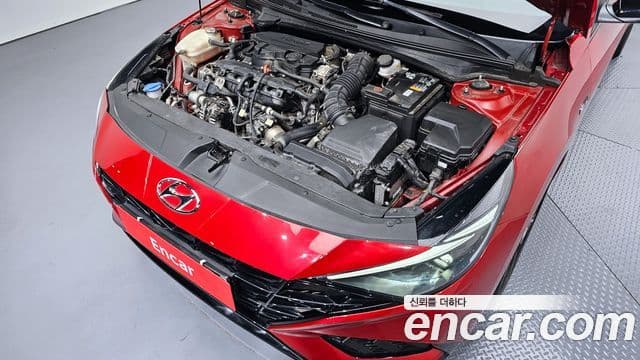 Hyundai The New Avante Hybrid 2022 — Photo 9/20
