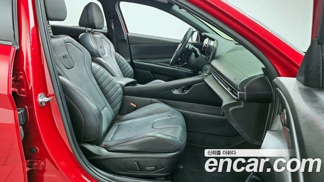 Hyundai The New Avante Hybrid 2022 — Photo 5/20