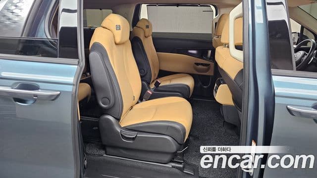 Kia Carnival 2021 — Şəkil 12/20