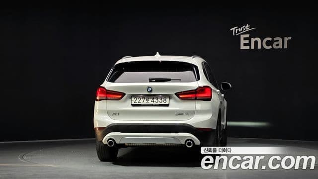 BMW X1 2021 — Şəkil 4/20