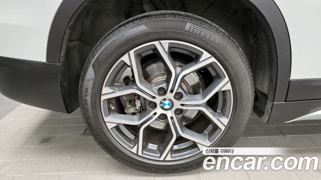 BMW X1 2021 — Şəkil 5/20