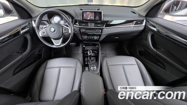 BMW X1 2021 — Şəkil 7/20