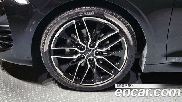 Kia K5 2023 — Şəkil 5/20
