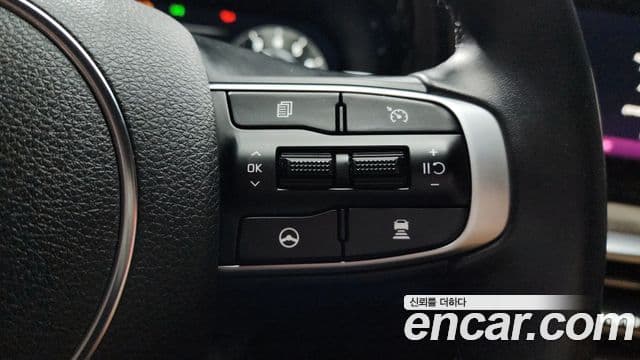 Kia K5 2023 — Şəkil 18/20