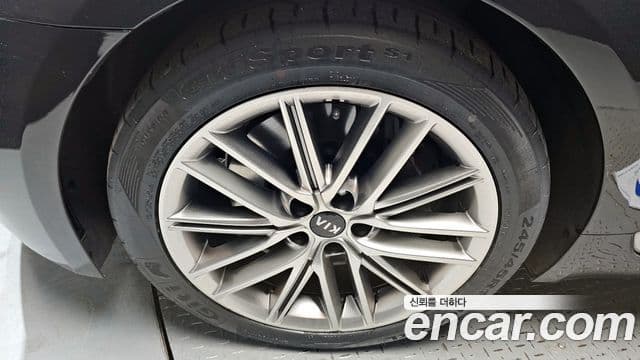Kia The K9 2020 — фото 5 из 20