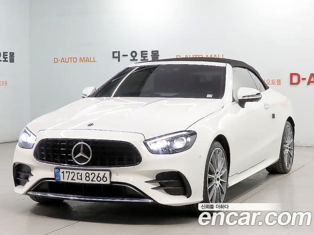 Mercedes-Benz E-Class 2021 — ფოტო 8/20