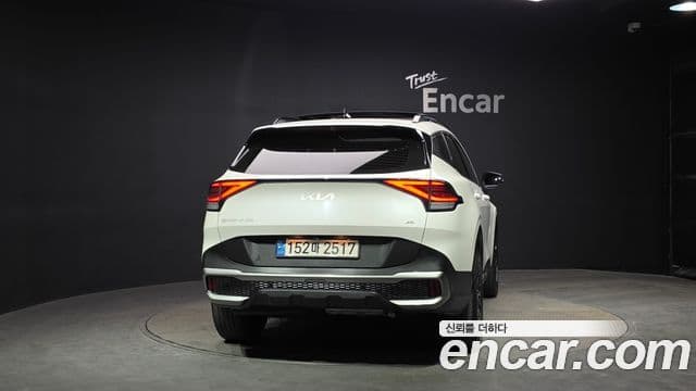 Kia Sportage 2022 — ფოტო 4/20