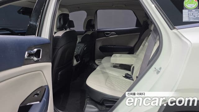 Kia Sportage 2022 — ფოტო 11/20