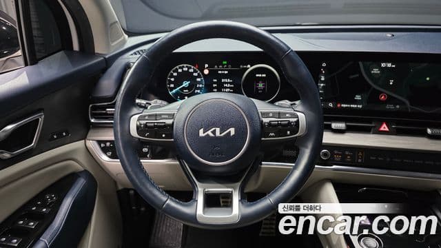 Kia Sportage 2022 — ფოტო 13/20