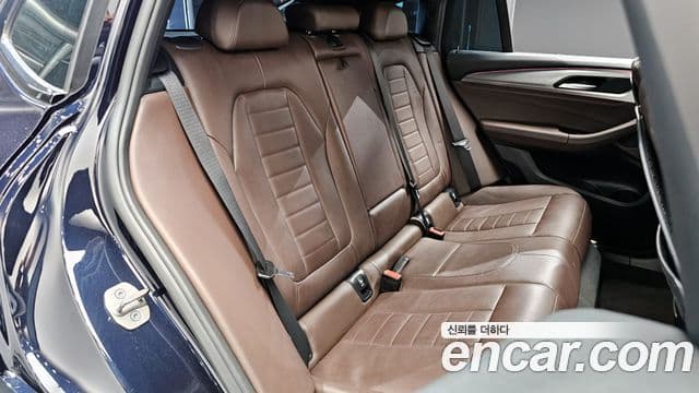 BMW X4 2021 — Фото 12/20