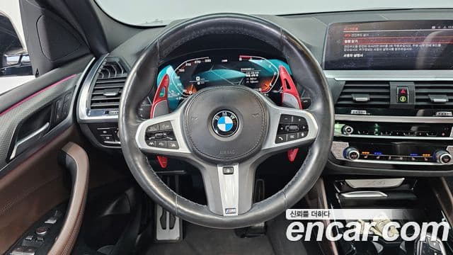 BMW X4 2021 — Фото 13/20