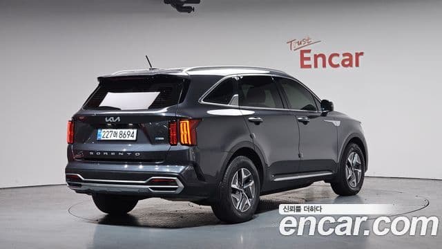 Kia Sorento 2022 — Şəkil 2/20