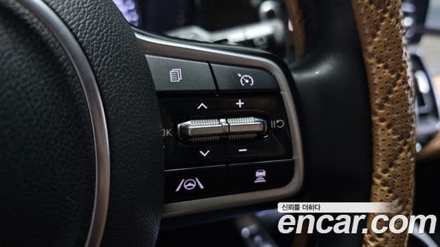 Kia Sorento 2022 — Şəkil 17/20